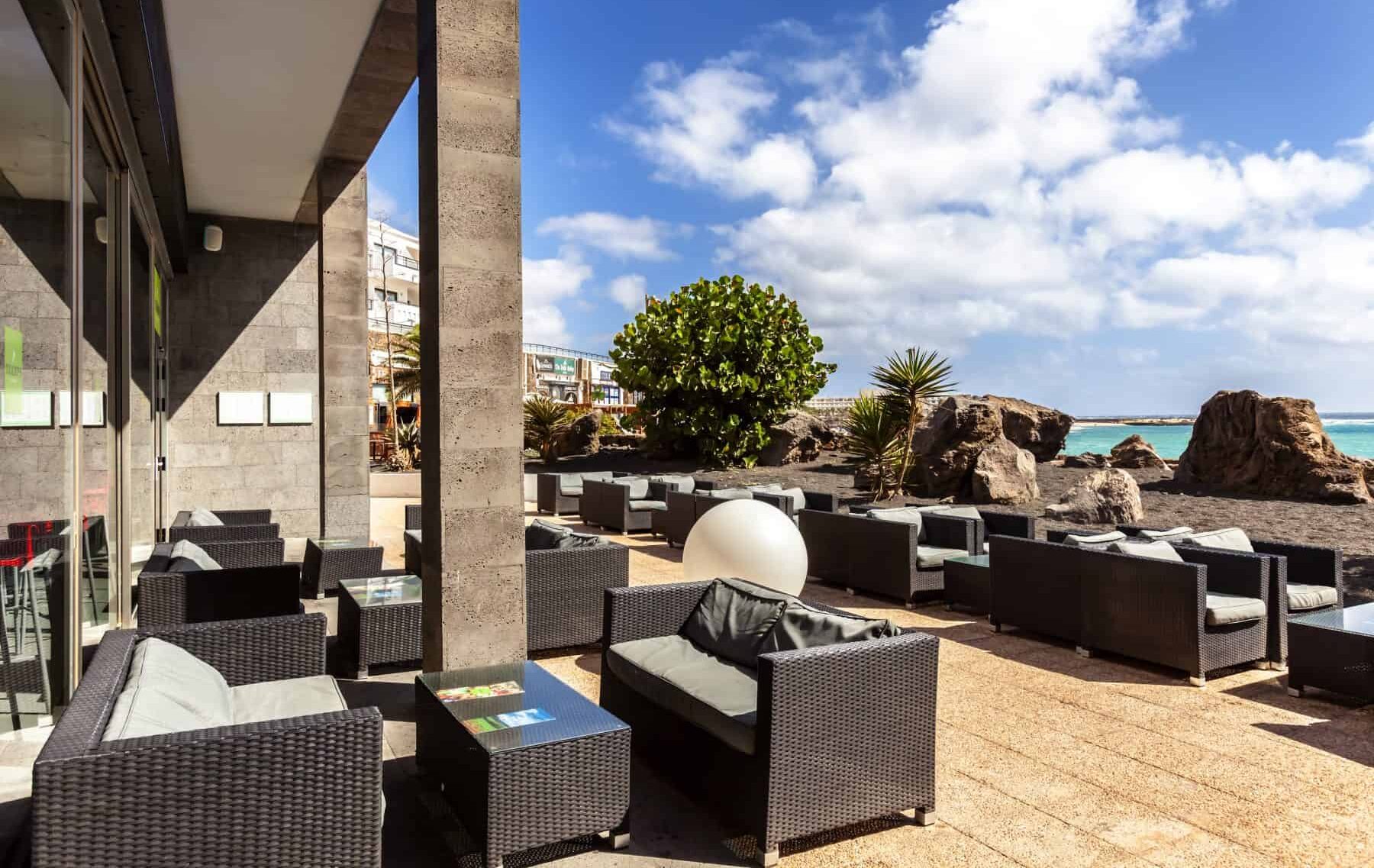 hotel-barcelo-teguise-beach-6-viajes-de-fiesta