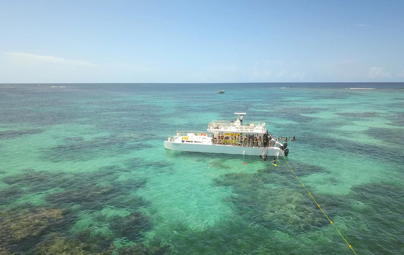 salida-barco-snorkel-4-viajes-de-fiesta