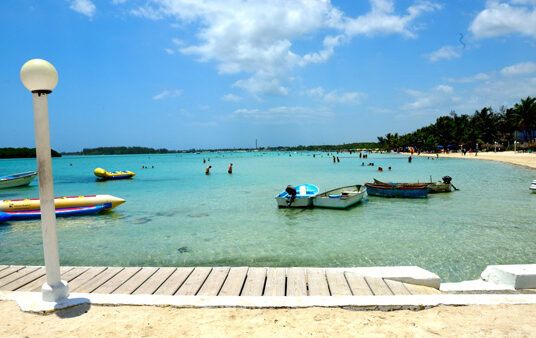 exclusivo-daypass-beach-boca-chica6-viajes-de-fiesta