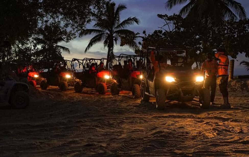 excursion-nocturna-buggies-1-viajes-de-fiesta