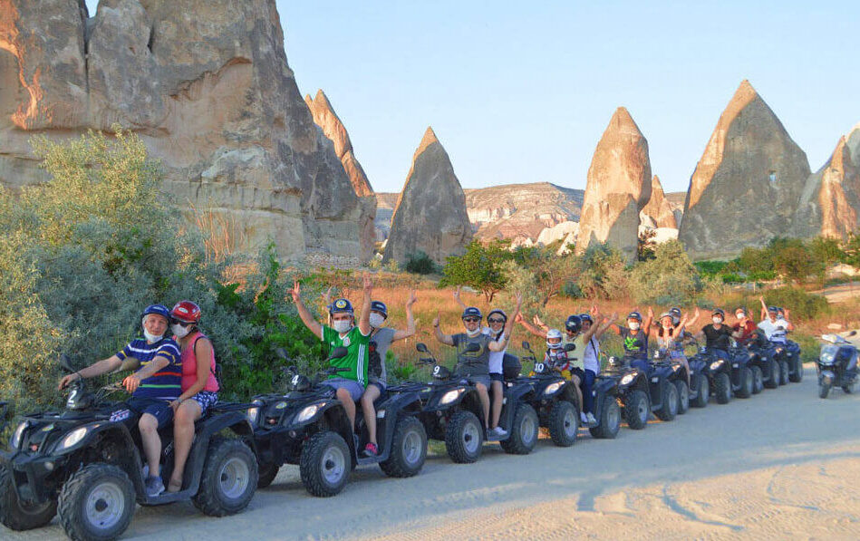 excursion-quad- unique-night-cave-tour-2-viajes-de-fiesta