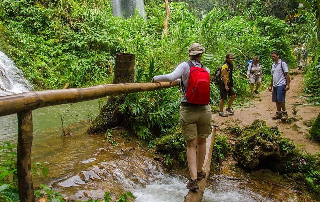 senderismo-viñales-1-viajes-de-fiesta