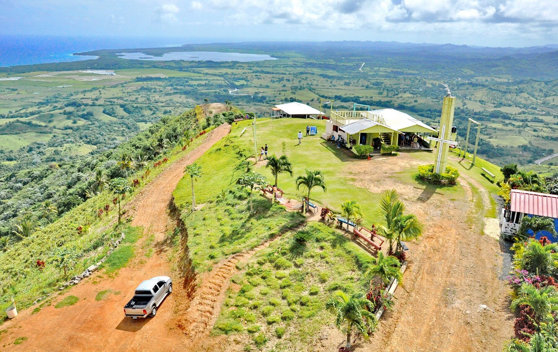 tour-montaña-redonda-4-viajes-de-fiesta