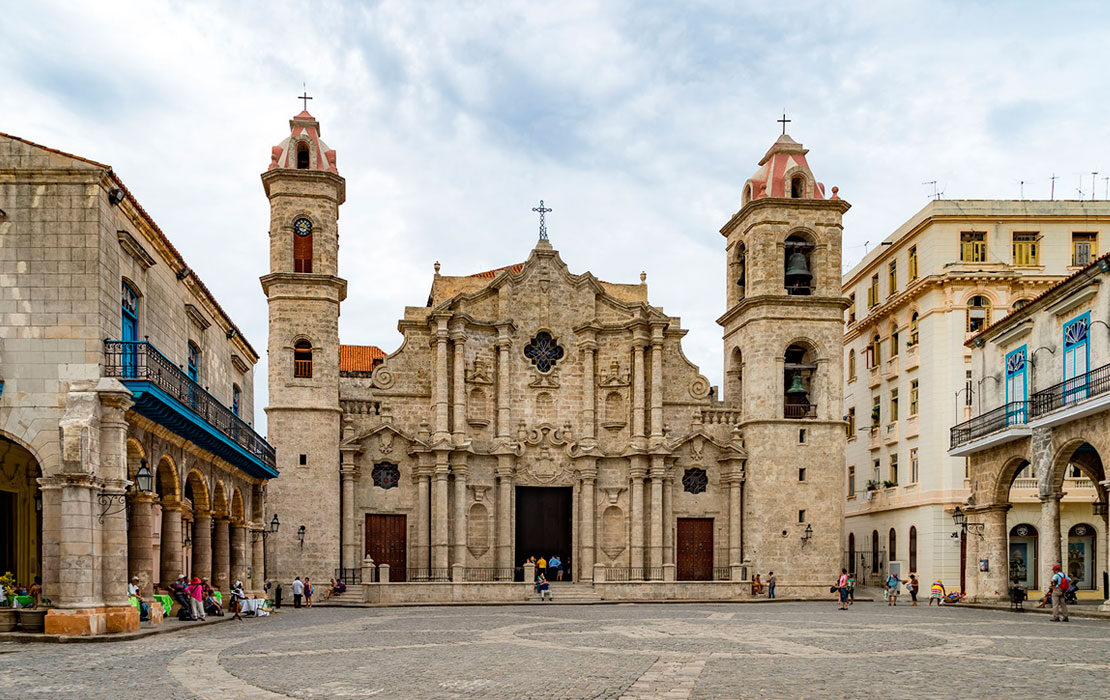 visita-habana-colonial-comida-2-viajes-de-fiesta