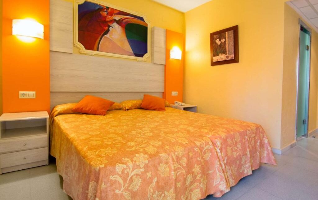 hotel-servigroup-orange-4-viajes-de-fiesta