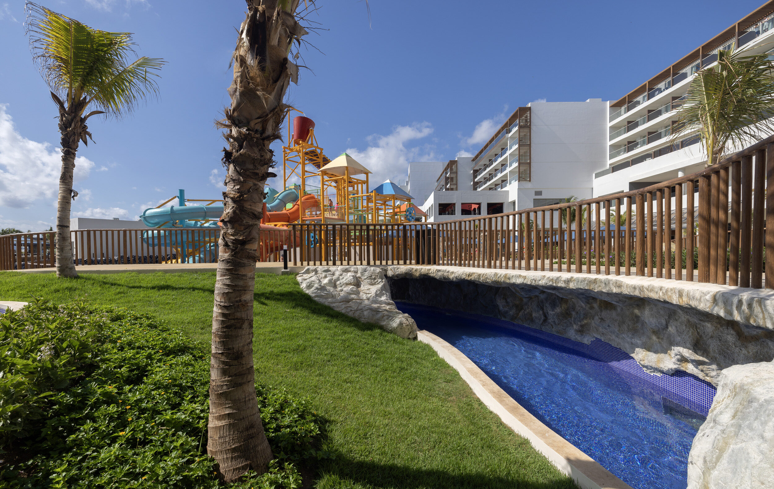 hotel-royalton-splash-riviera-cancun-3-viajes-de-fiesta