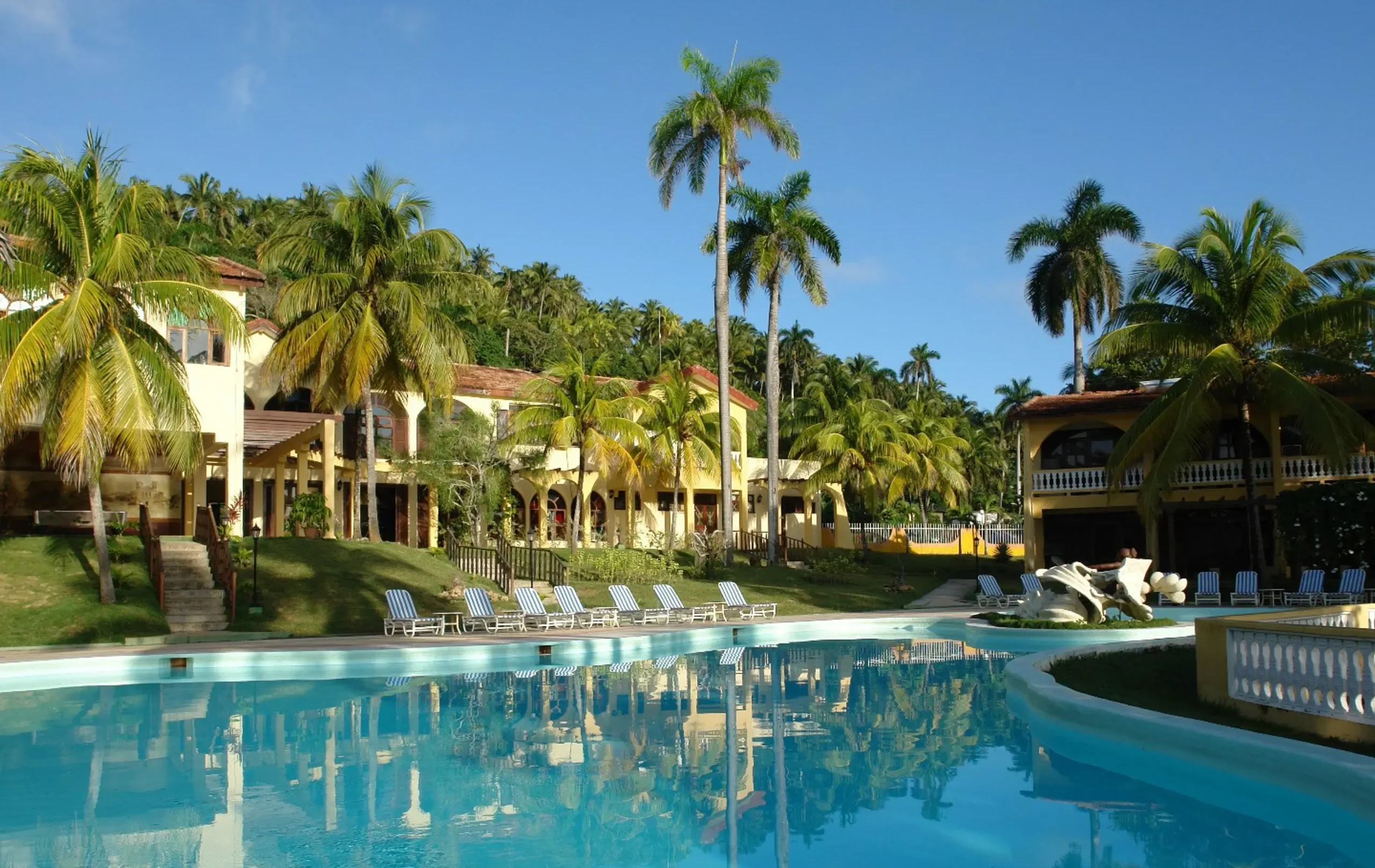 hotel-porto-santo-baracoa-4-viajes-de-fiesta