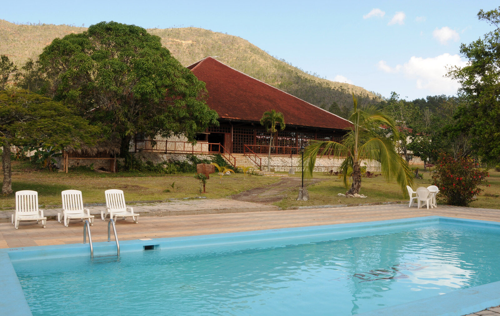 hotel-villa-pinares-de-mayari-holguin-4-viajes-de-fiesta