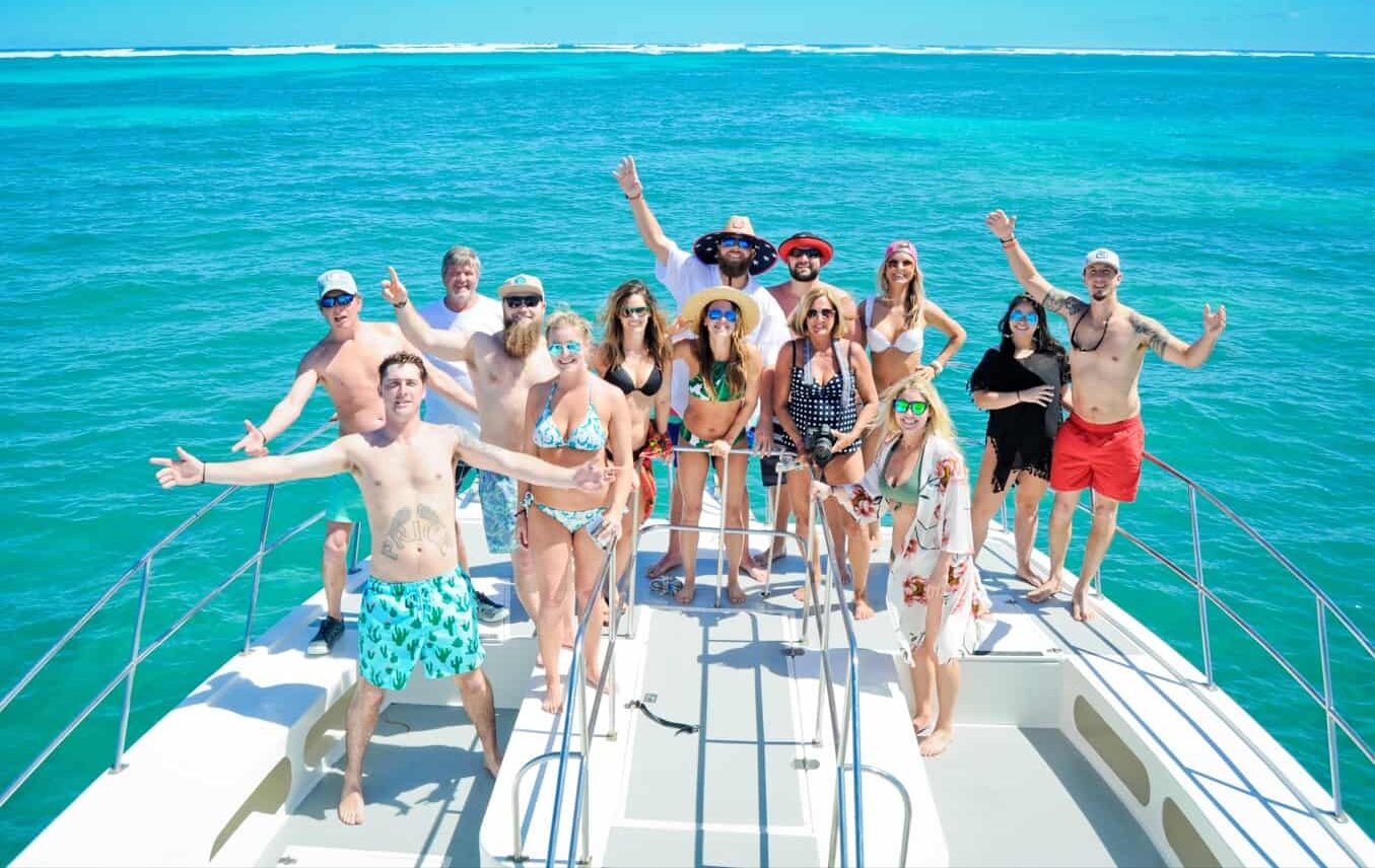 boat-party-alta-mar-punta-cana-5-viajes-de-fiesta