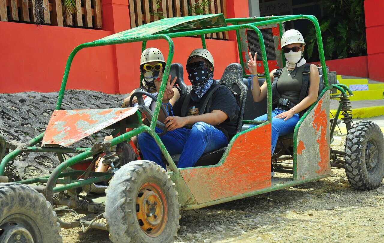 explora-republica-dominicana-en-buggies-5-viajes-de-fiesta